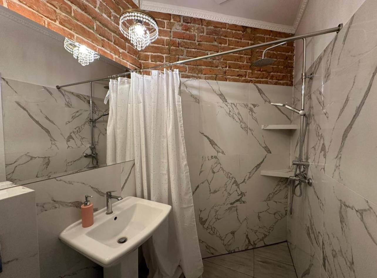 Crystal Apartament Lublin Buitenkant foto